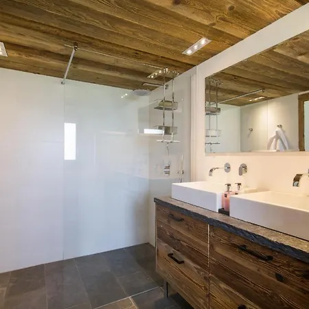 Chalet Capricorne בקתה *